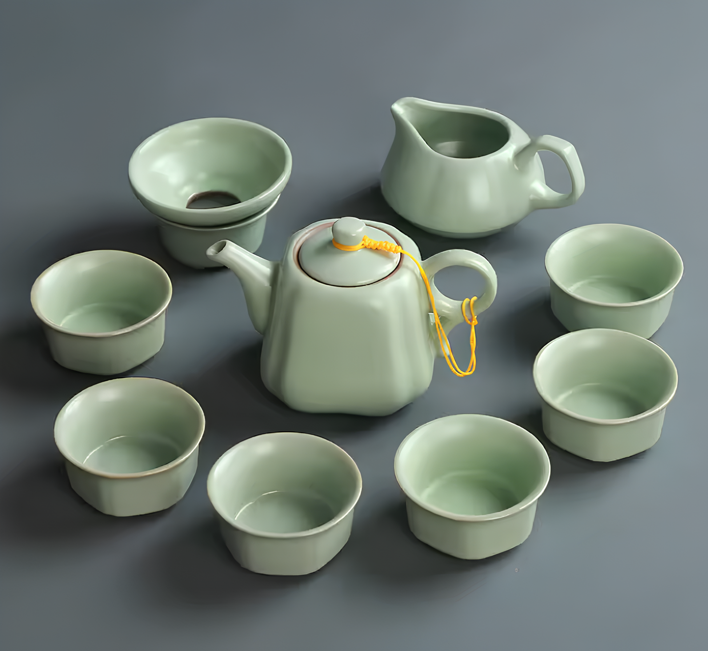 Duży ceramiczny zestaw do herbaty