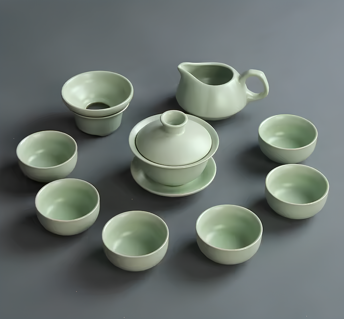 Duży ceramiczny zestaw do herbaty
