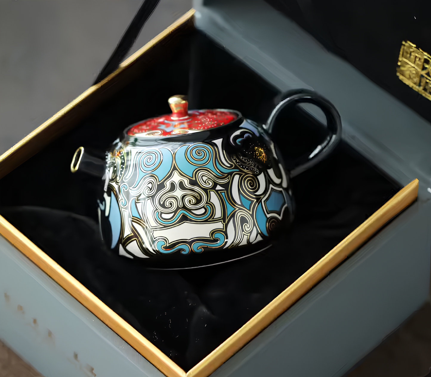 Mały czajnik „Złoty Smok” z efektem metallic