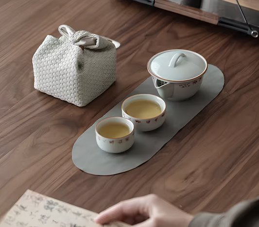 Podróżny zestaw kung-fu z malowaną ceramiką