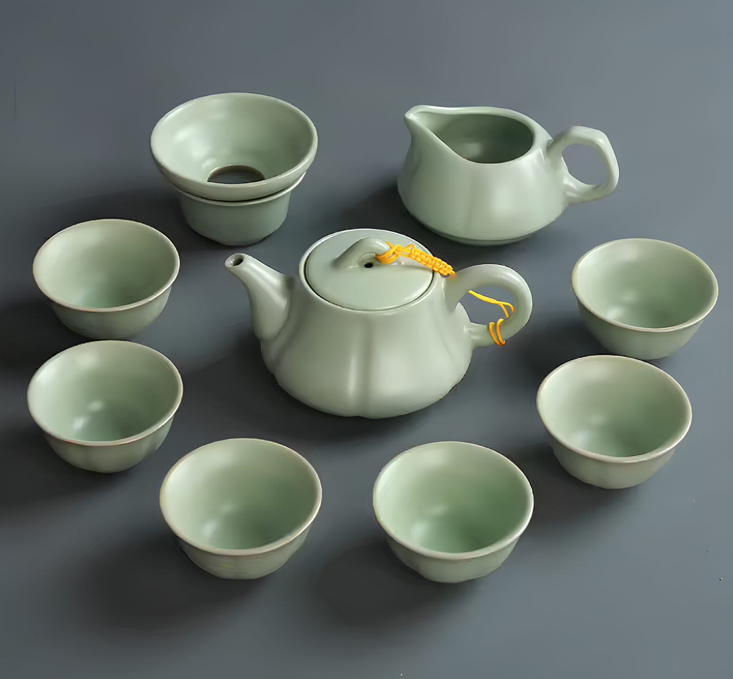Duży ceramiczny zestaw do herbaty