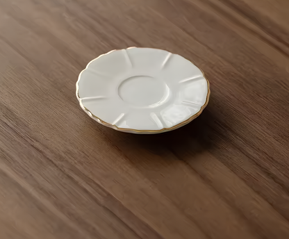 Podstawka z białego porcelanowego „nefrytu” - 2 szt.
