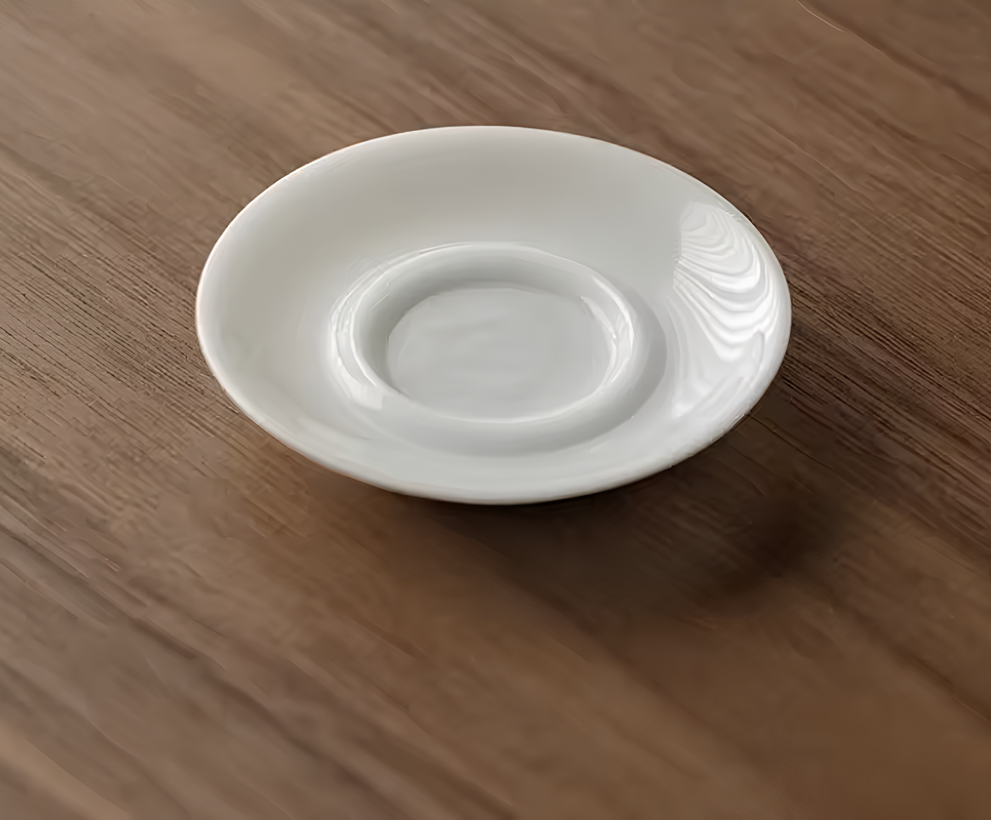 Biała porcelanowa podstawka