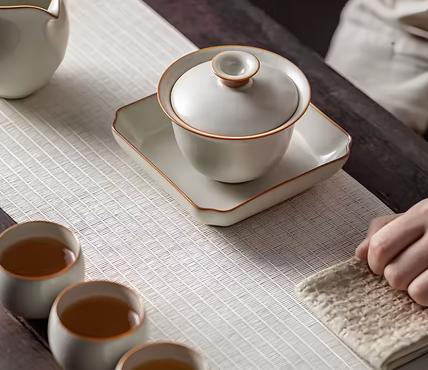 Kwadratowy podstawek z porcelany Ru Kiln
